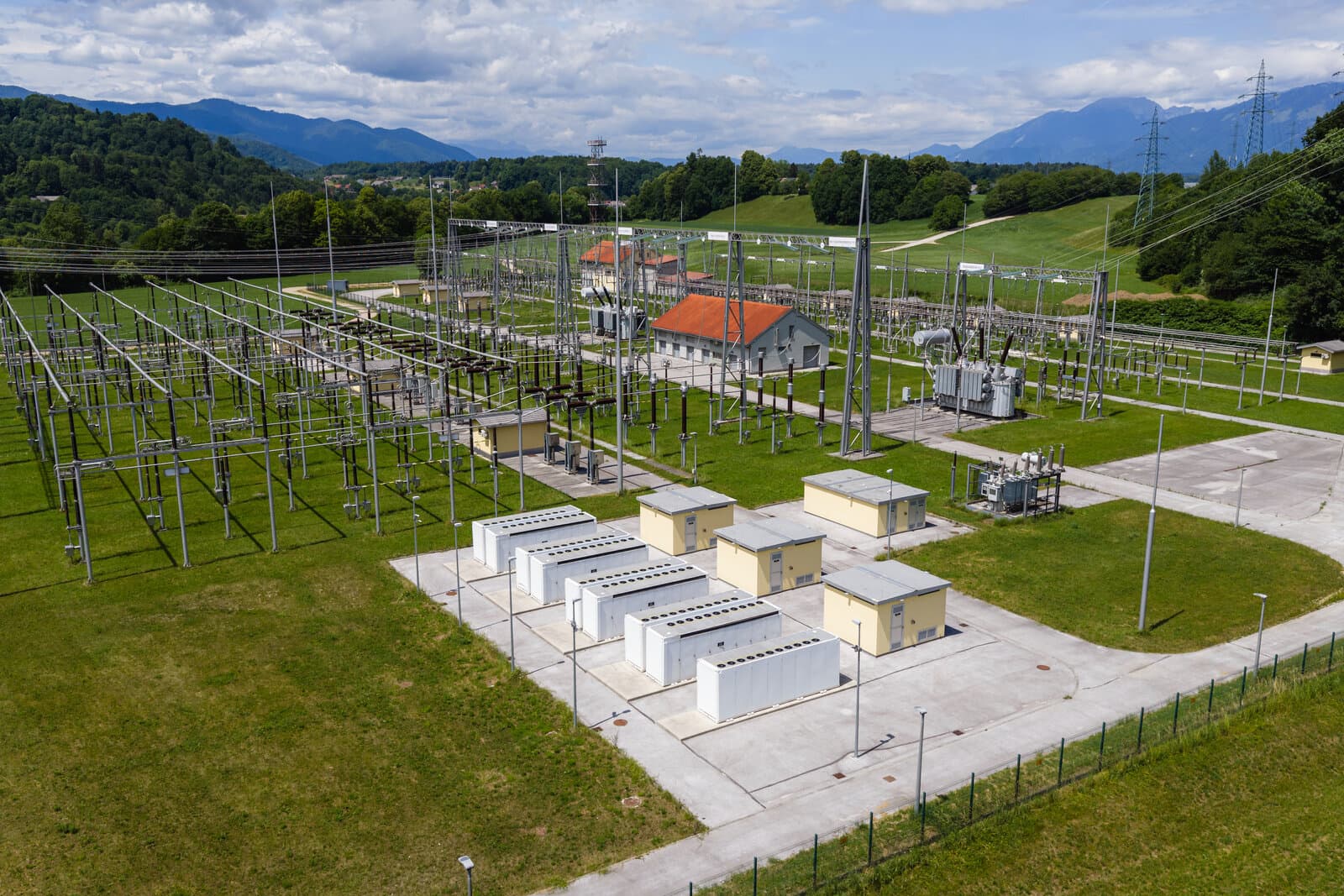 Battery energy storage system application